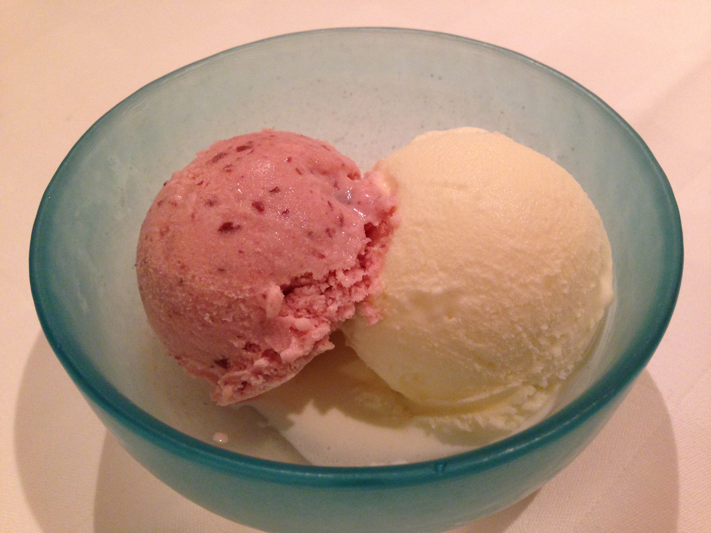 Red bean ice cream and hokkaido ice cream